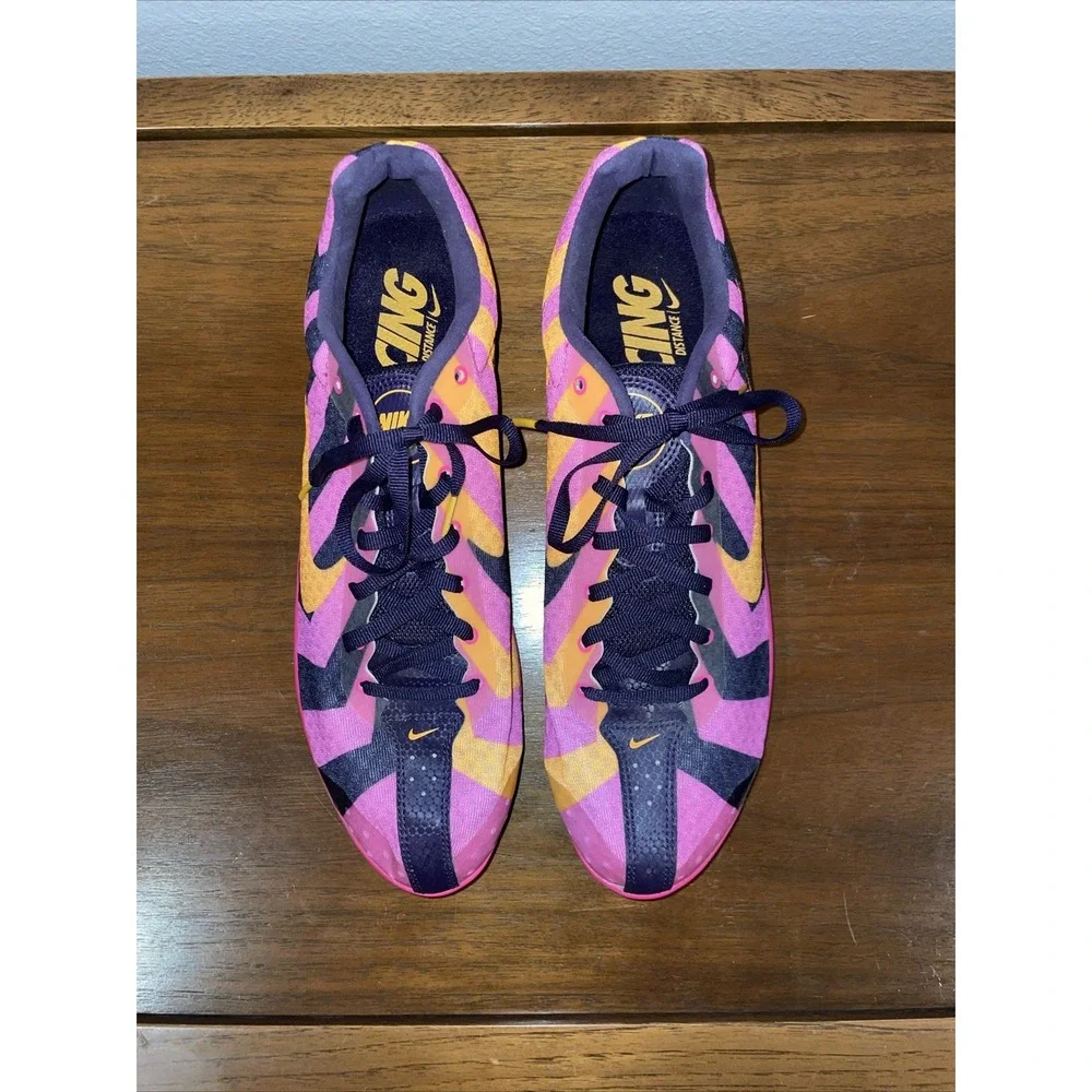 Nike zoom rival